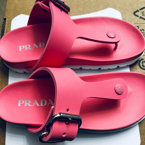 Prada “Fussbet” Thong Lug Sole Slides 38 New - Picture 4 of 8